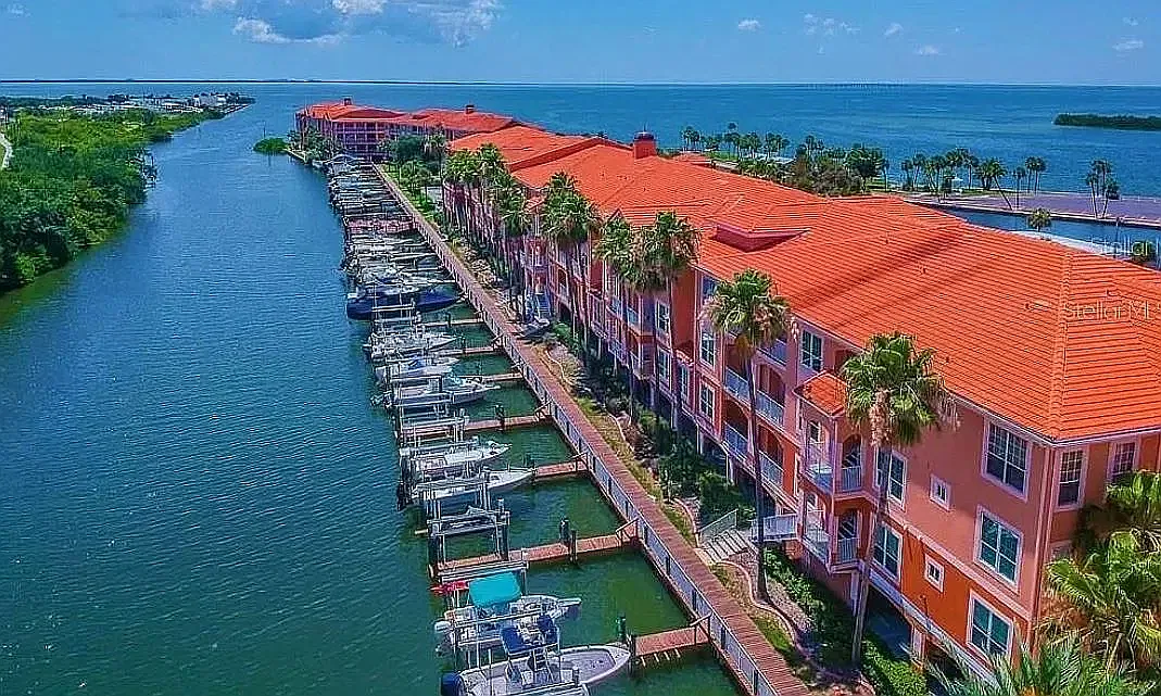 1 bed, 654 sqft, $2,150 — Photo 3