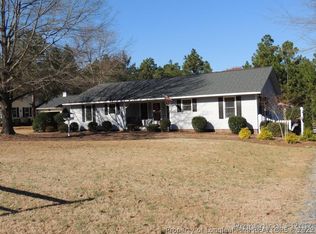 106 W Shenandoah Rd, West End, NC 27376