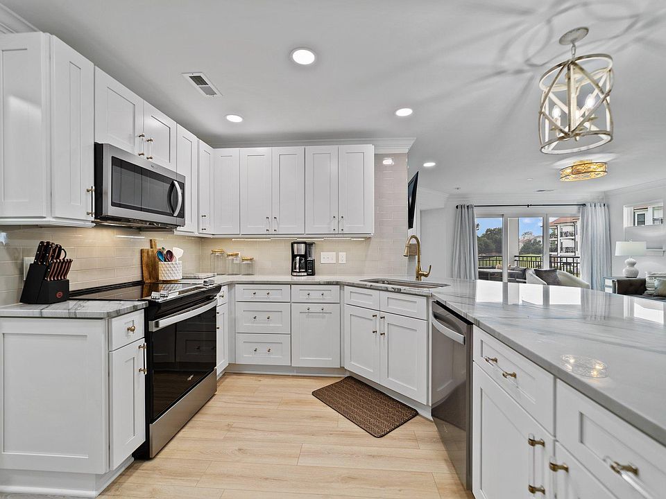 Entire kitchen was remodeled and is gorgeous