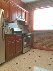 Rented by R New York