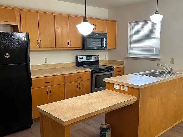 15 E Davidson St #2 — Photo 1