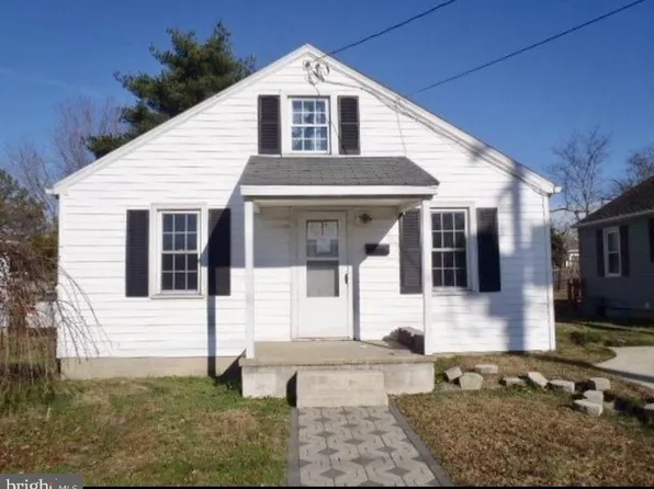 9 W 9th St, Blades, DE 19973