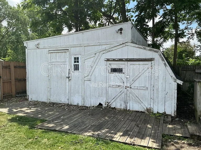 2324 N Buckeye St — Photo 18