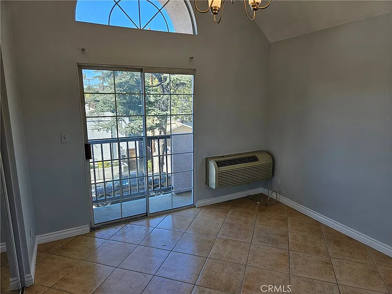 14159 Gilmore St #9 — Photo 10