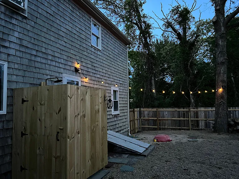 60 Sibley Dr — Photo 14