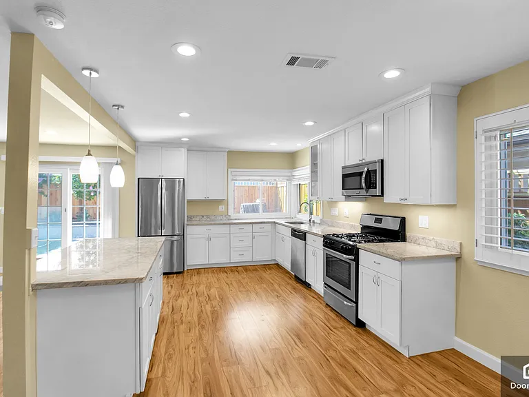 6996 Amador Valley Blvd — Photo 9
