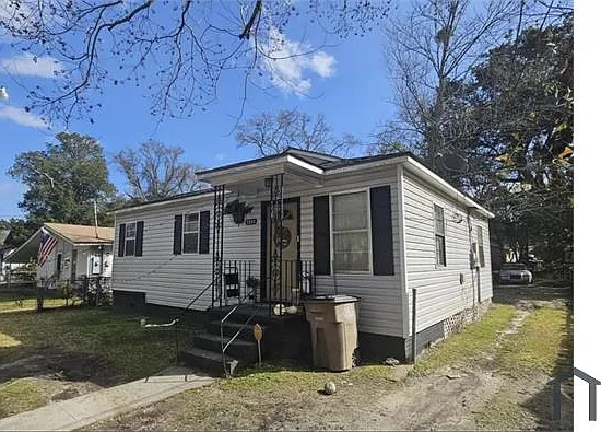 3 bed, 1500 sqft, $1,300 — Photo 4