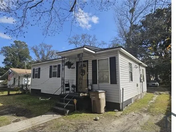 2253 Barlow St, Mobile, AL 36617