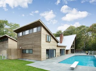 20 Lily Pond Dr, Sag Harbor, NY 11963