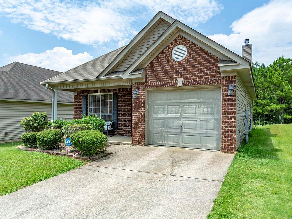 1st image of 318 Forest Lakes Dr