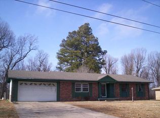 189 Crystal Lake Rd, Wickliffe, KY 42087
