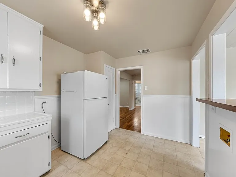 310 Sumner Dr — Photo 12
