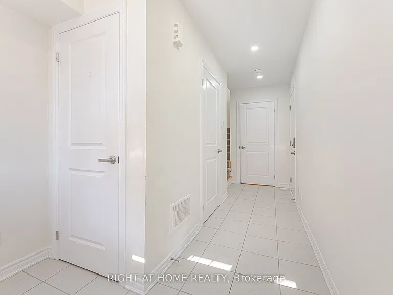 48 Porcelain Way — Photo 5