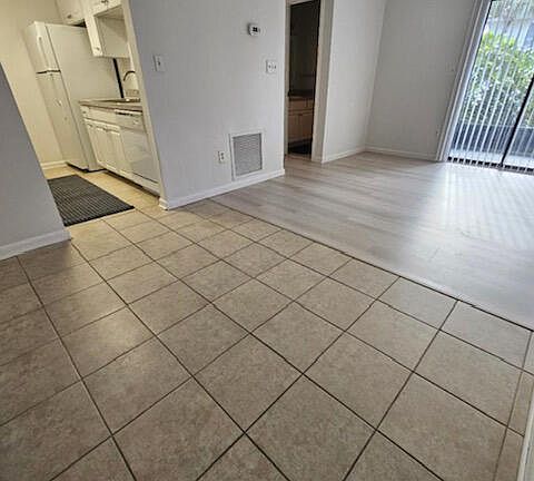 3rd image of 3575 Sable Palm Ln Unit A