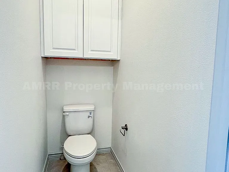 5205 Congress St — Photo 12