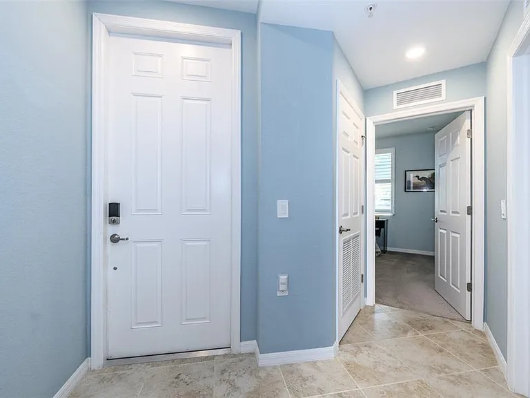 14061 Heritage Landing Blvd #411 — Photo 14