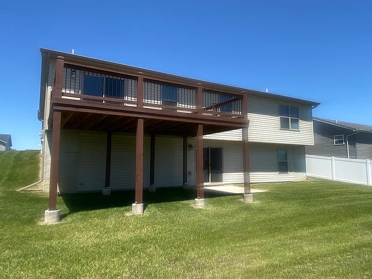 408 Split Rail Dr — Photo 5