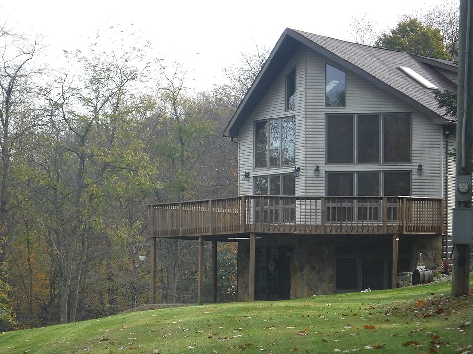 1st image of 111 Pecan Ln