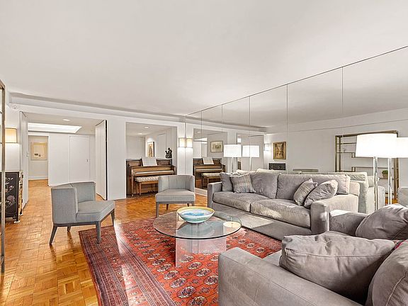 4th image of 1025 5th Ave #4EN