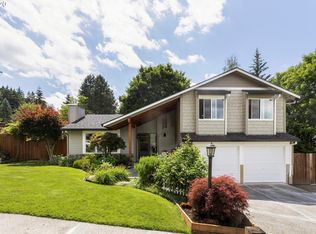 618 SW 7th St, Gresham, OR 97080