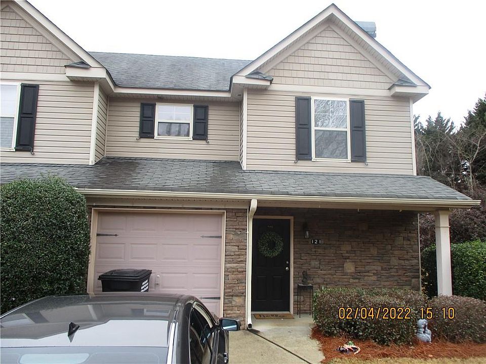 2nd image of 121 Cypress Ct