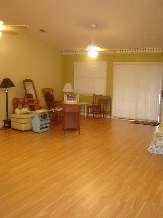 2nd image of 1392 Las Verdes Ct