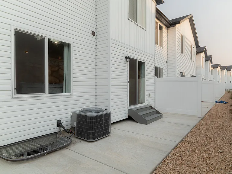 494 S Rockwell Ln — Photo 12
