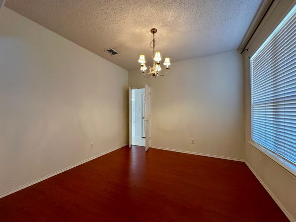 8240 Fountain Ridge Dr