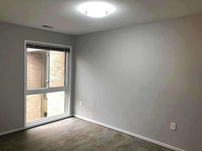 3145 Eakin Park Ct — Photo 14