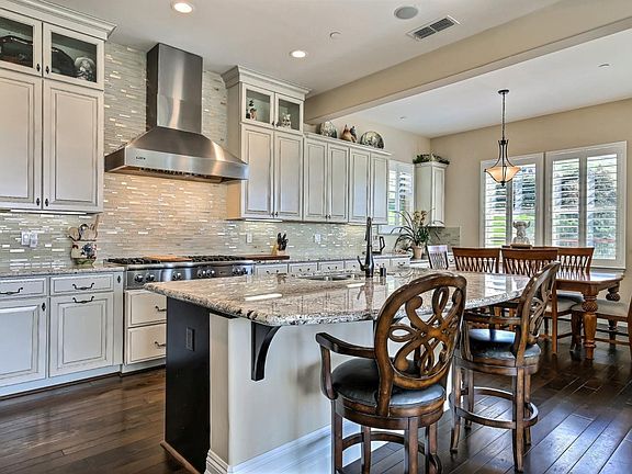 5th image of 3886 Vista Point Ct