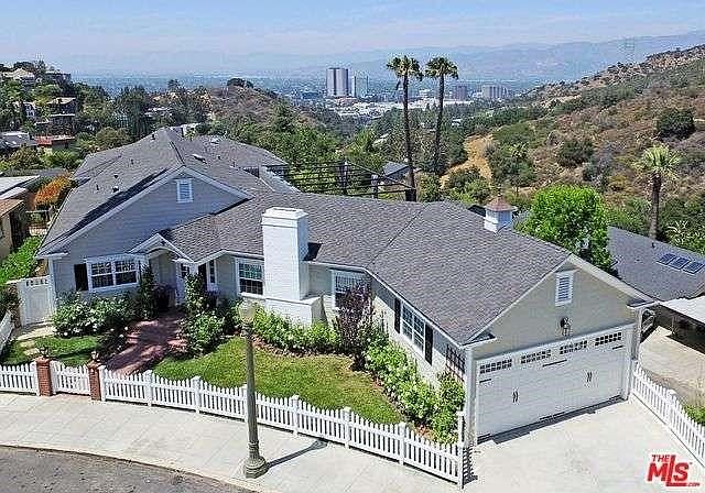 1st image of 3475 La Sombra Dr