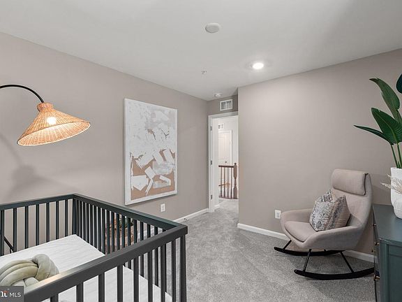 5th image of 58 Boyd Dr