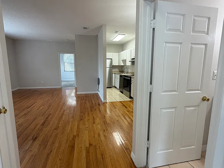 2403 W Platt St #C — Photo 18