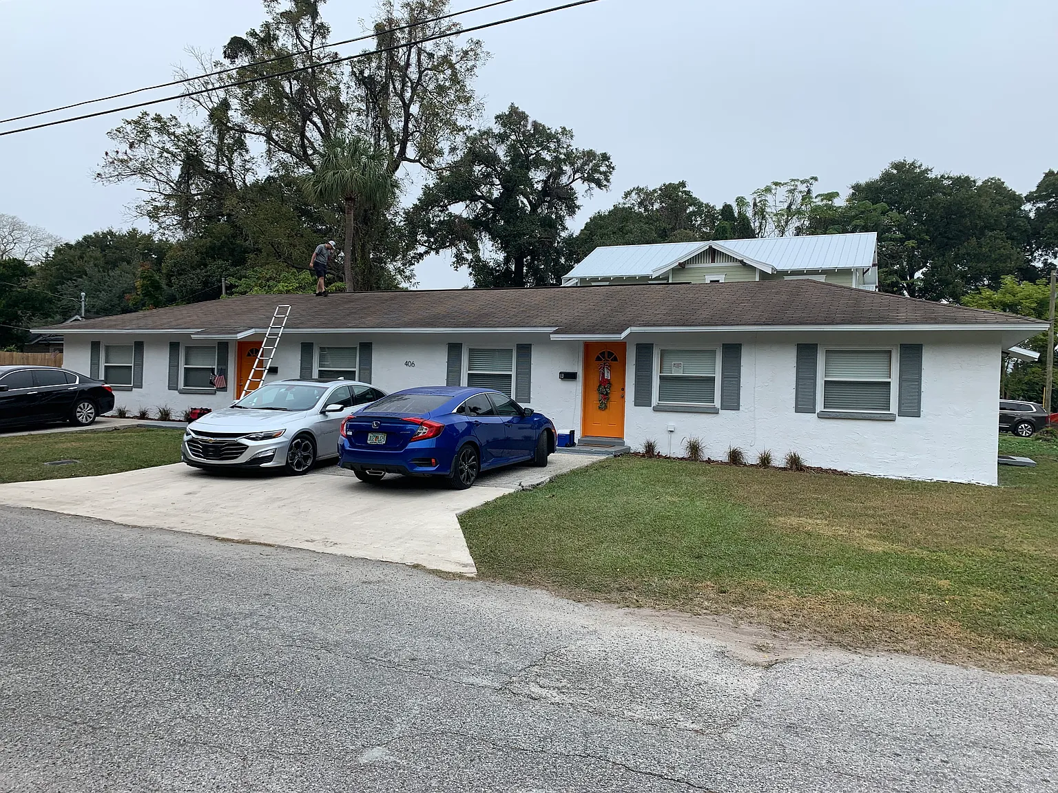 3 bed, 1050 sqft, $2,000 — Photo 2