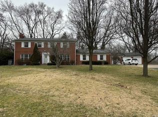 918 N Hawthorne Rd, Marion, IN 46952