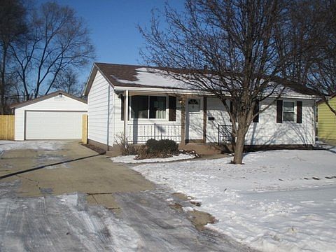 1st image of 1002 Wood Ave