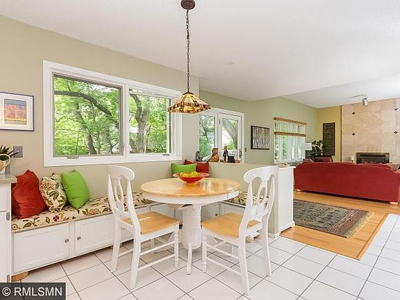 3rd image of 151 E 107th Street Cir