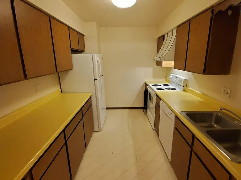 3276 Adams Dr — Photo 5
