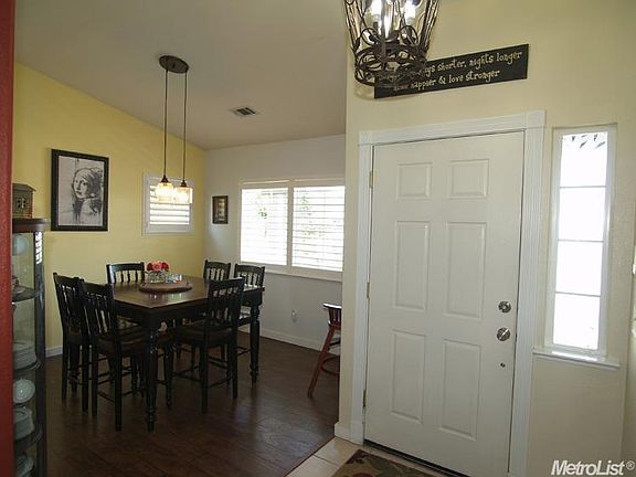 4th image of 2319 Jonathon Ct