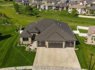 9615 Autumn Meadow Ln, Lincoln, NE 68516