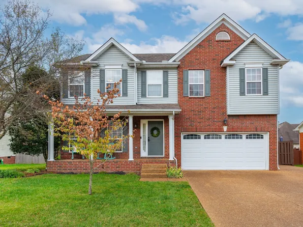 4624 Brown Leaf Dr, Old Hickory, TN 37138