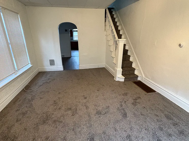 1837 Spencer St — Photo 7