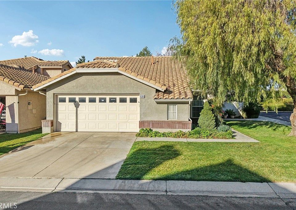 1st image of 813 Cypress Point Dr