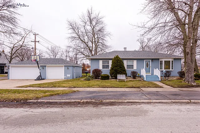18440 Wentworth Ave photo 1