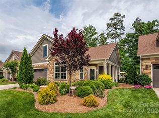 1032 Avalon Pl, Matthews, NC 28104