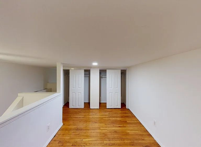 10 Jones St #2F — Photo 8