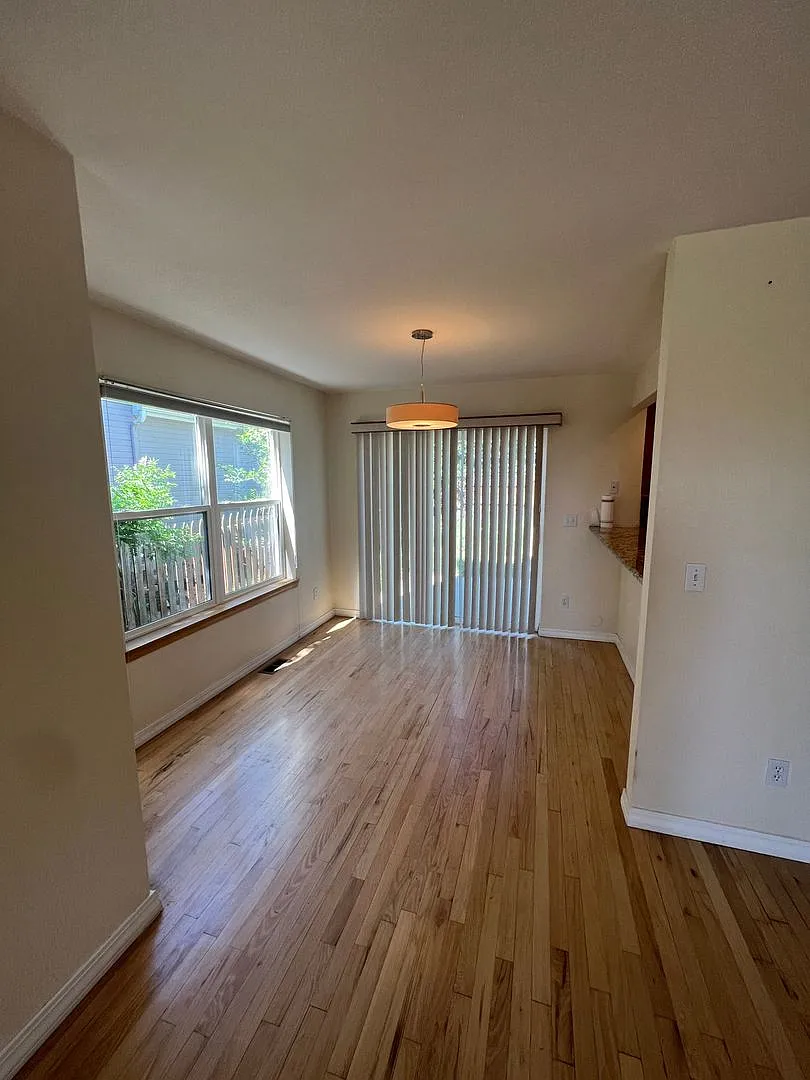 Gorgeous 3 Bed 3 Bath Home In North Boulder — Photo 3