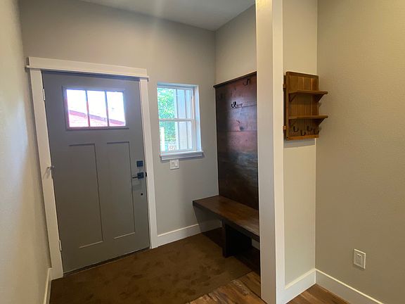 2nd image of 520 W 4th St Unit 1