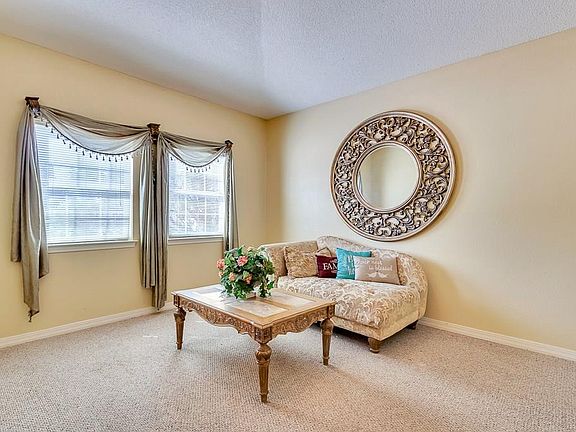 2nd image of 12401 Tierra Laurel Dr