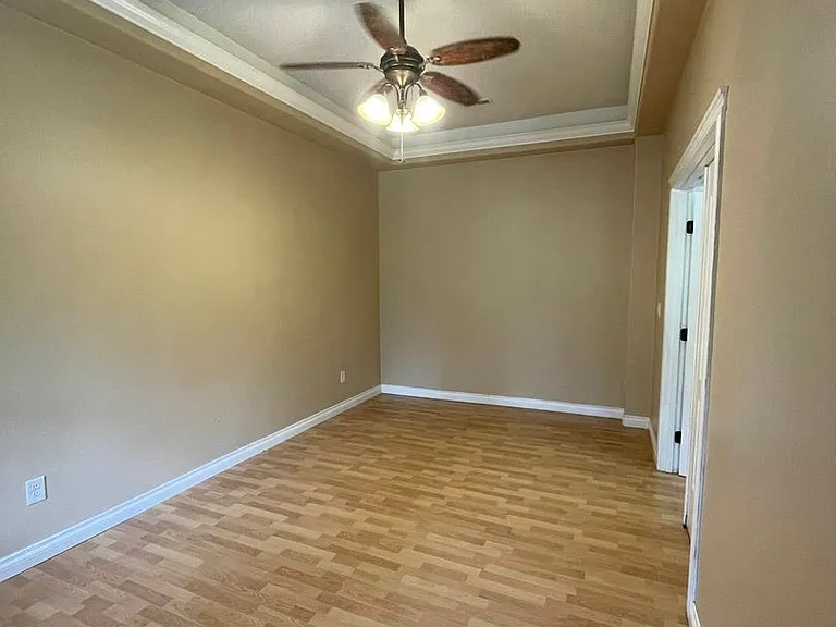 874 N Gambit Cir — Photo 4